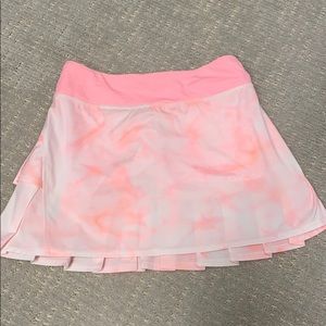 Lulu lemon Pink tie dye skirt